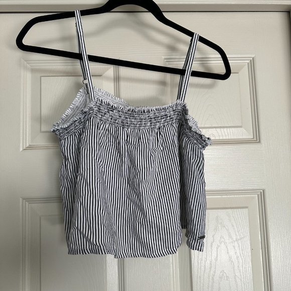 Volcom Black and White Crop Top - Medium - Picture 3 of 6